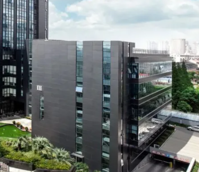 PVC防水卷材与高分子自粘防水卷材性能对比及选型指南